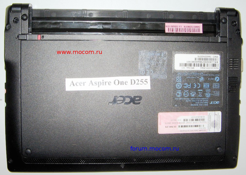  Acer Aspire One D255:  