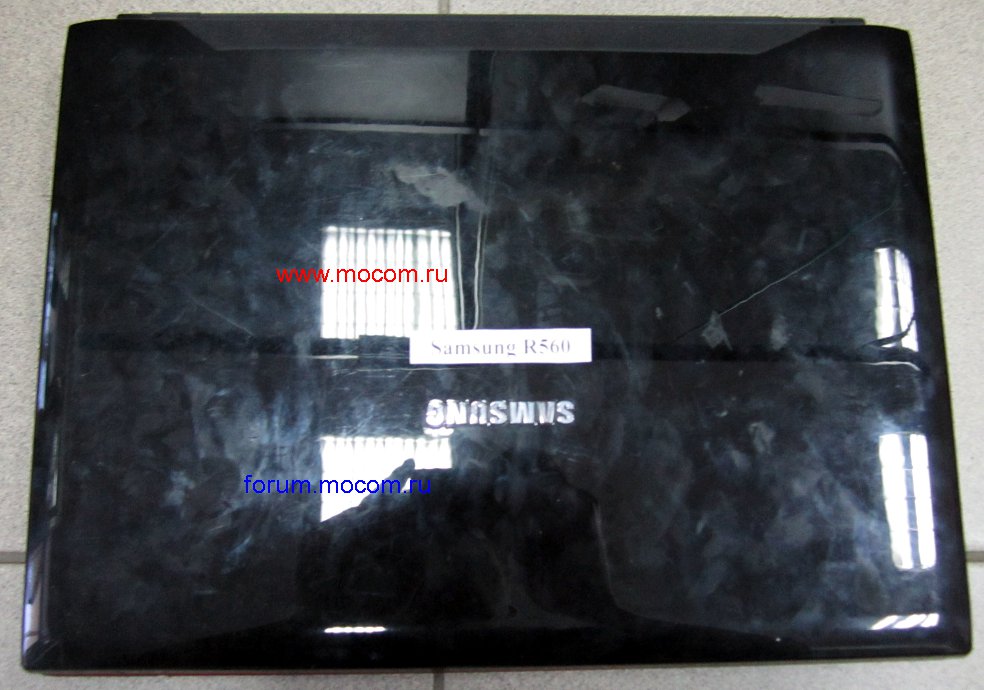  Samsung R560:  
