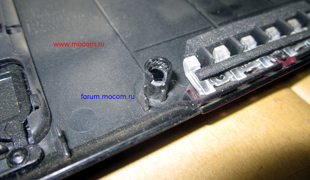  Samsung R560:   / Top Case / Palmrest with touchpad; BA81-04467B BA75-02017B;       -