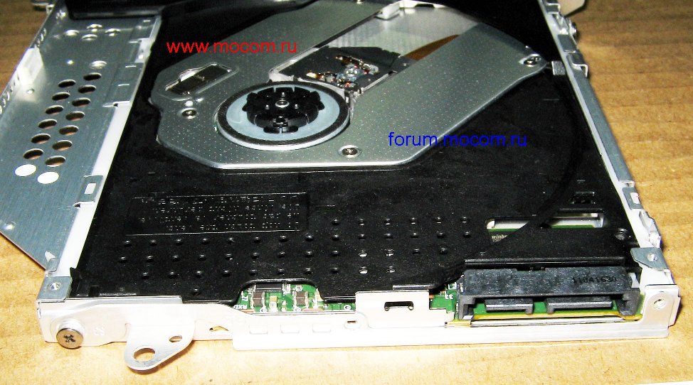  Toshiba Portege R835-P56X: DVD-RW Slim UJ8A2 EBTJ3-T
