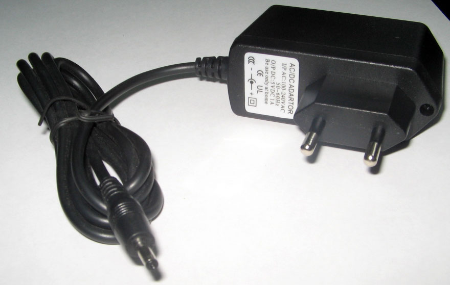  AC/DC Adaptor, Input: AC 100-240V 50/60Hz, Output: DC 5V 1000mA.